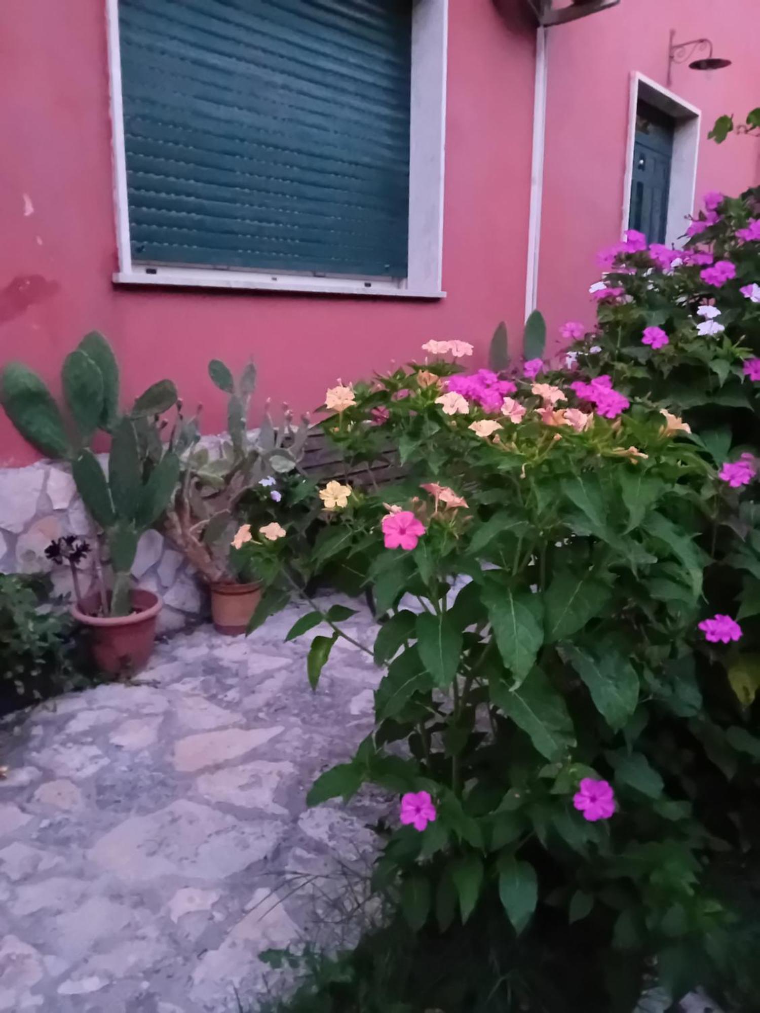 Bella Di Notte Apartment San Giorgio a Liri Luaran gambar